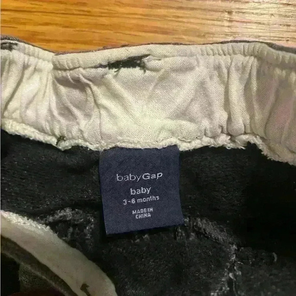 Baby boy bay gap brand dark gray pants size 3-6mo‎ - Picture 5 of 6